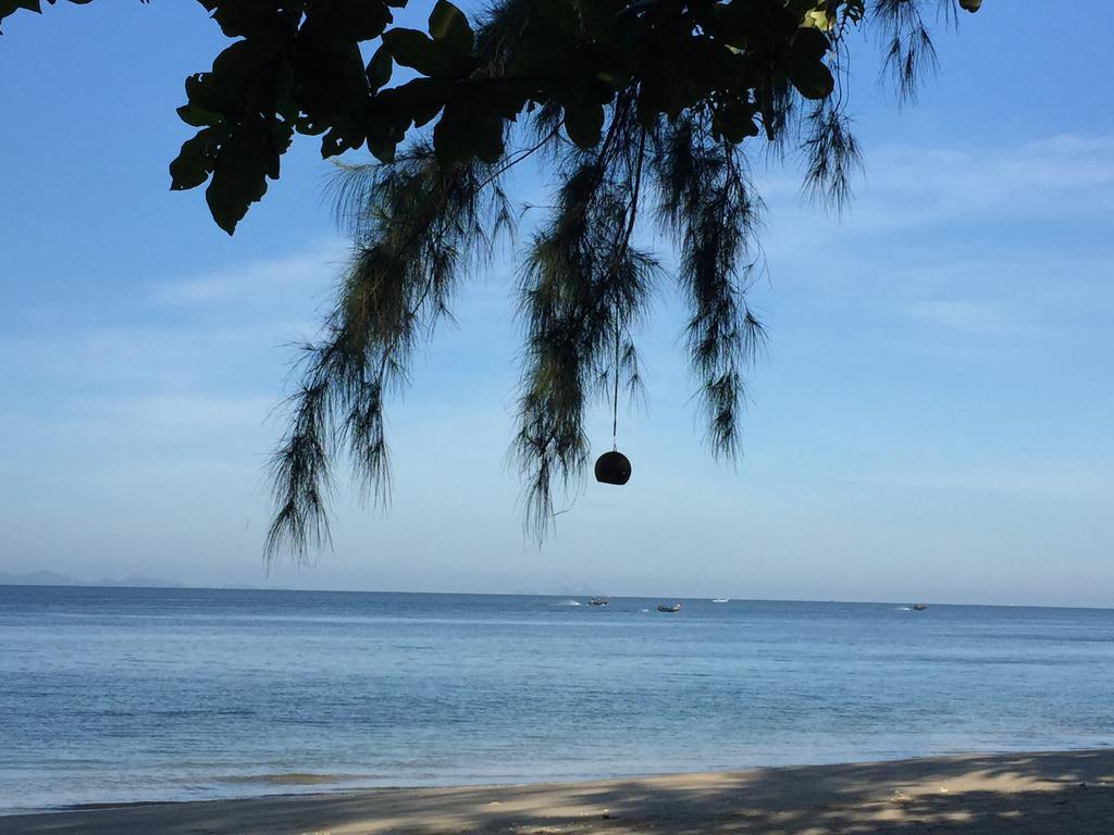 Cocobar&Bungalow'Kohjum Hotel เกาะจำ ภายนอก รูปภาพ