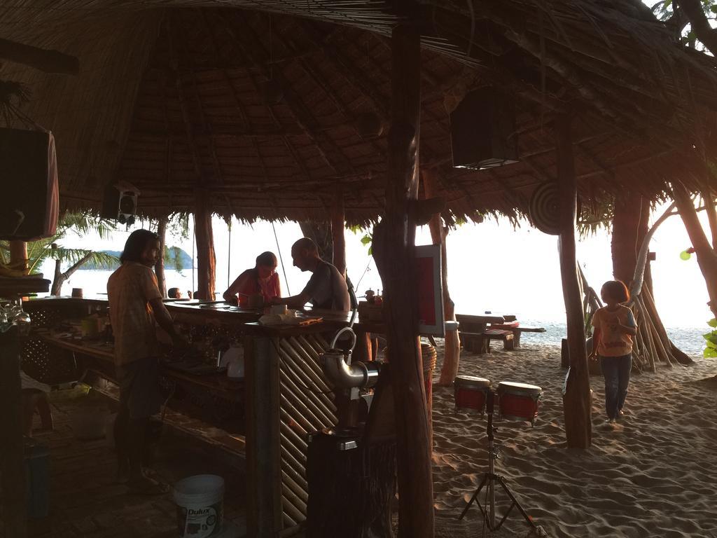 Cocobar&Bungalow'Kohjum Hotel เกาะจำ ภายนอก รูปภาพ