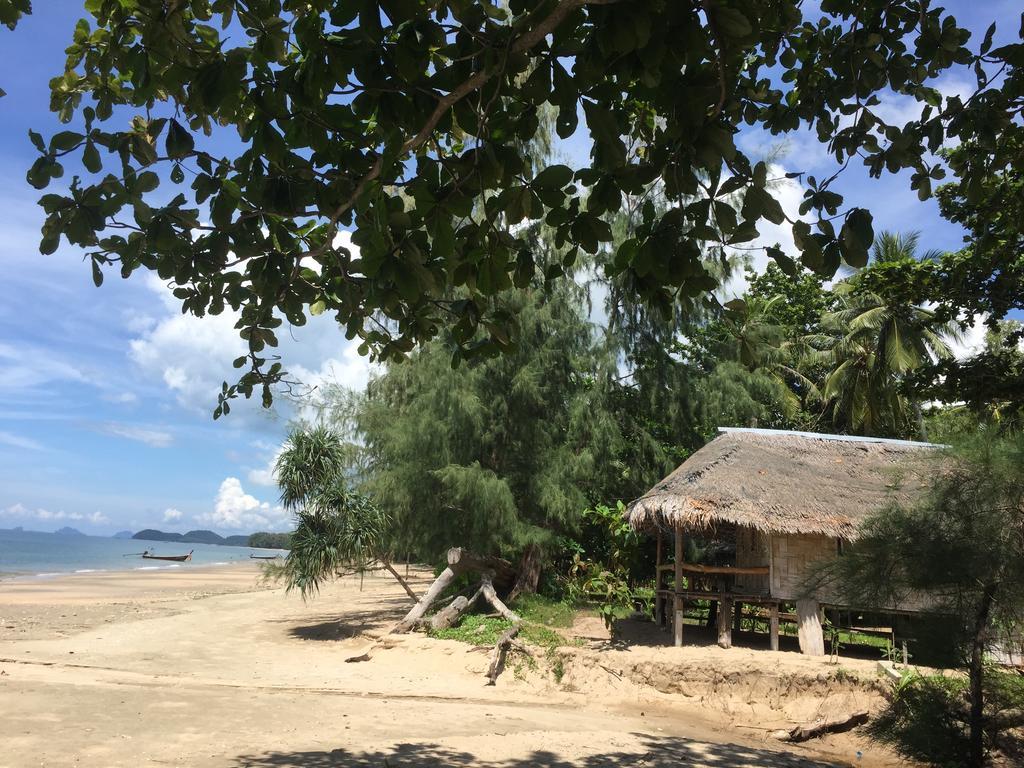 Cocobar&Bungalow'Kohjum Hotel เกาะจำ ภายนอก รูปภาพ
