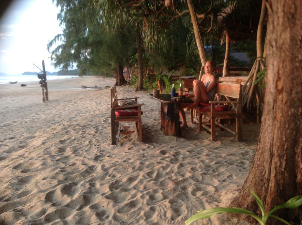 Cocobar&Bungalow'Kohjum Hotel เกาะจำ ภายนอก รูปภาพ