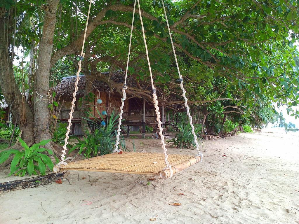 Cocobar&Bungalow'Kohjum Hotel เกาะจำ ภายนอก รูปภาพ
