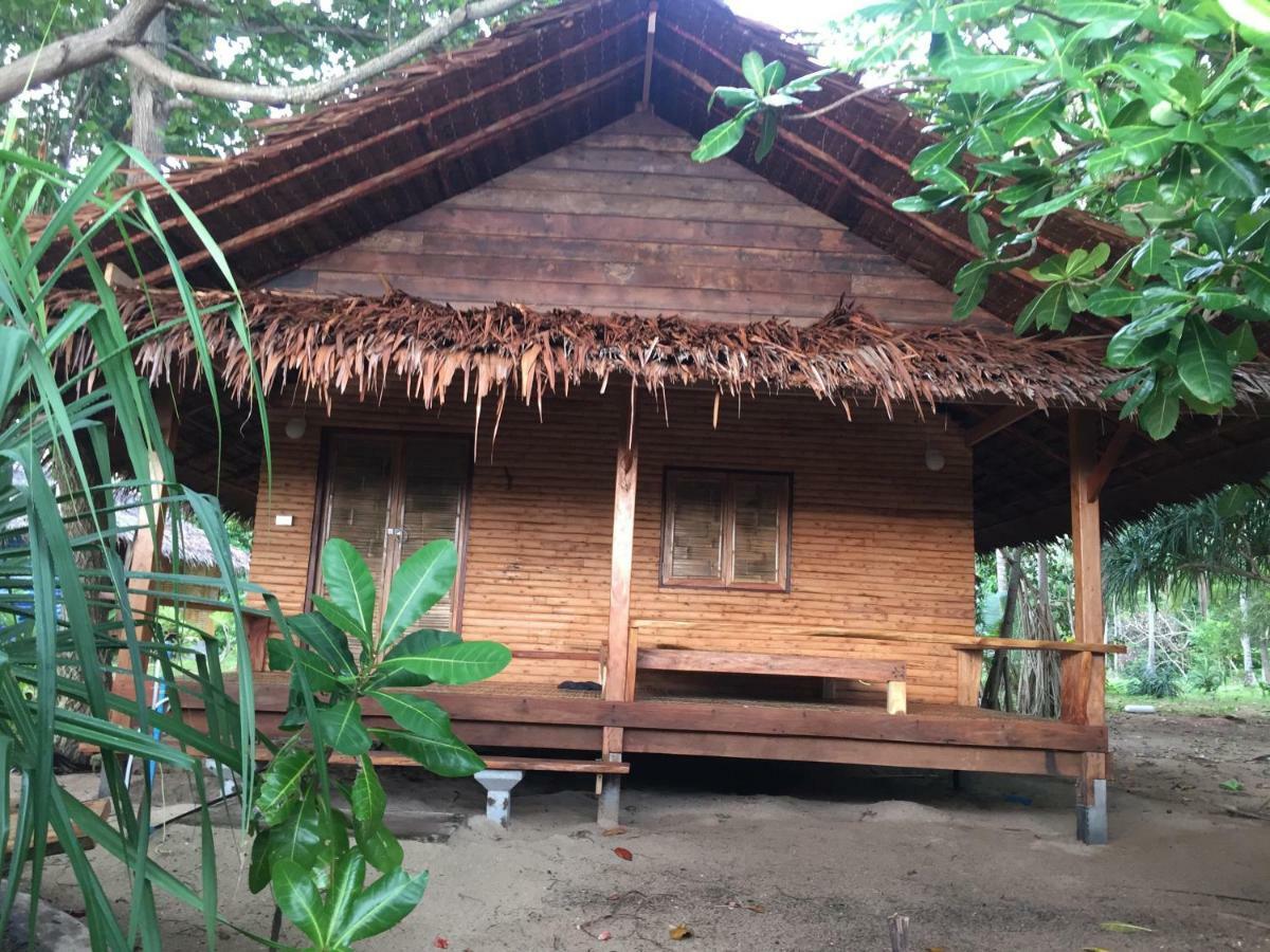 Cocobar&Bungalow'Kohjum Hotel เกาะจำ ภายนอก รูปภาพ