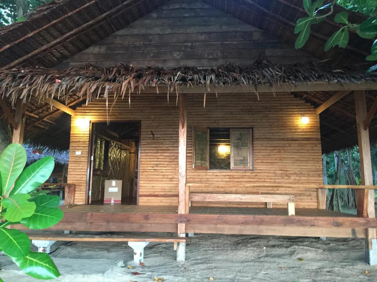 Cocobar&Bungalow'Kohjum Hotel เกาะจำ ภายนอก รูปภาพ