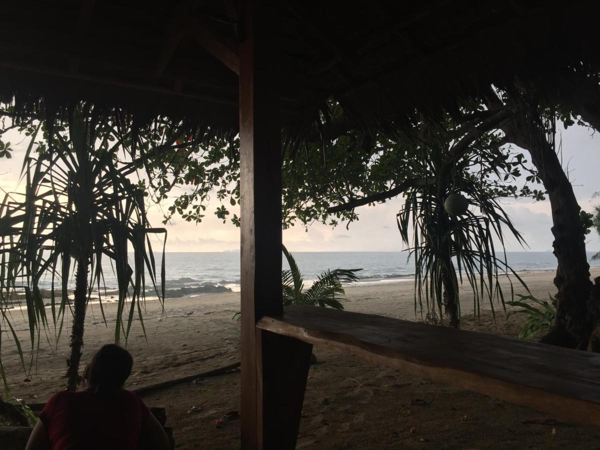 Cocobar&Bungalow'Kohjum Hotel เกาะจำ ภายนอก รูปภาพ